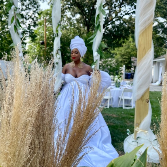 Maternity shoot dress - Picture 1 of 5